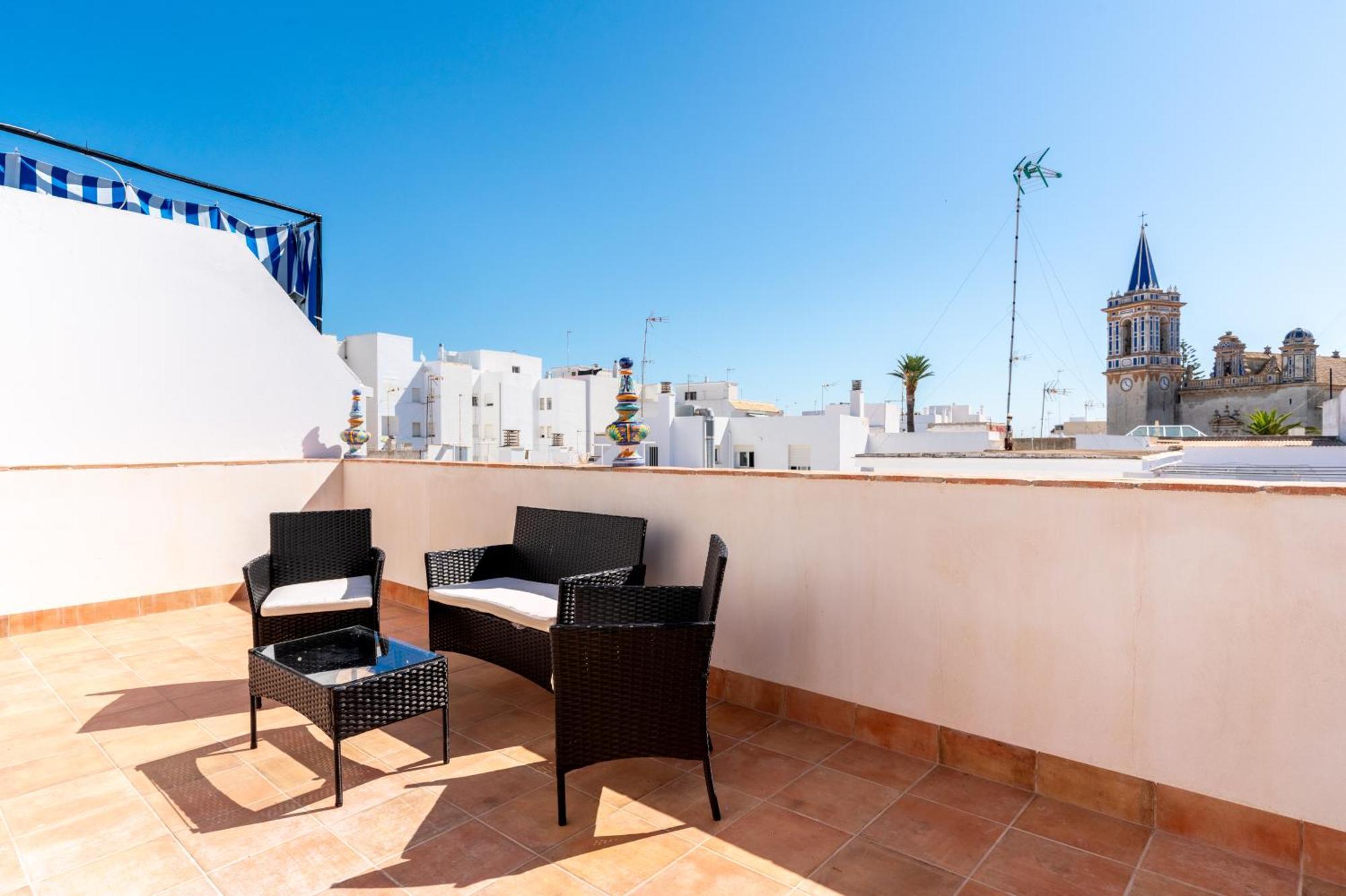 Apartment Isaac Peral 3 *